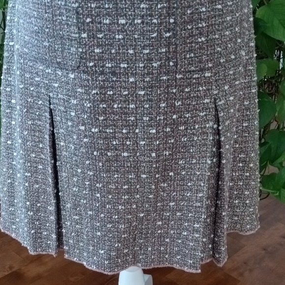 Chic Tweed A-Line Skirt in Brown and Cream - Picture 3 of 16